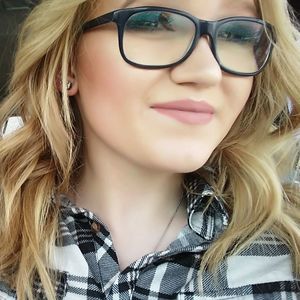 Meet your Posher, Nikki